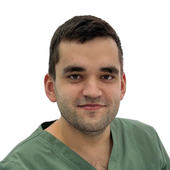 Климов Денис Вячеславович, стоматолог-хирург