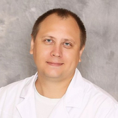 Разживин Денис Александрович, стоматолог-терапевт