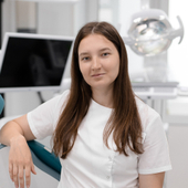 Кажанова Наталья Андреевна, стоматолог-хирург