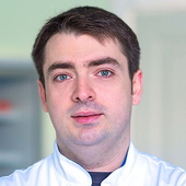 Пашьян Давид Андроникович, стоматолог-хирург