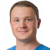 Коровкин Кирилл Вадимович, стоматолог-хирург