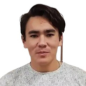 Утагалиев Айдар Олегович, массажист