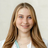 Блинова Алена Андрияновна, детский стоматолог