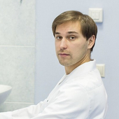 Муратов Рустам Робертович, стоматолог-терапевт