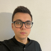 Лахов Владислав Игоревич, стоматолог-терапевт