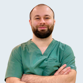 Ашуралов Расул Абдул-Камалович, стоматолог-ортопед