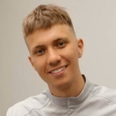 Максимов Евгений Иванович, стоматолог-терапевт