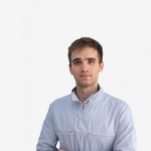 Хугаев Георгий Казбекович, стоматолог-ортопед