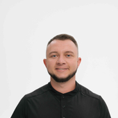 Карев Никита Владиславович, стоматолог-хирург