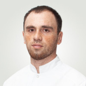 Кущаев Зураб Бадавиевич, стоматолог-терапевт