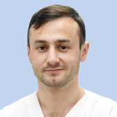 Усеинов Эскендер Рефатович, стоматолог-хирург