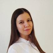Андреева Емилия Леонидовна, врач-косметолог
