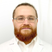 Ишкиняев Ильяс Дамирович, ортопед