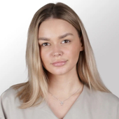 Осмоловская Алина Станиславовна, пародонтолог