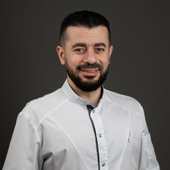 Балаян Арсен Суренович, стоматолог-хирург