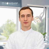 Михневич Павел Николаевич, стоматолог-терапевт