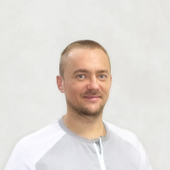 Соловьев Максим Иванович, стоматолог-терапевт