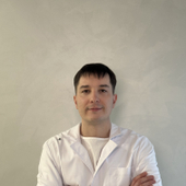 Чумаков Семен Сергеевич, стоматолог-терапевт