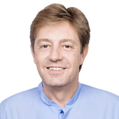 Брежо Ив-Пьер, стоматолог-ортопед