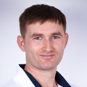 Хамов Михаил Александрович, стоматолог-хирург