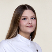 Чиханацких Александра Витальевна, стоматологический гигиенист