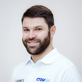 Хорошавин Денис Васильевич, стоматолог-хирург