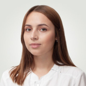 Пилявская Яна Андреевна, стоматолог-терапевт