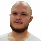 Вавилкин Илья Сергеевич, стоматолог-терапевт