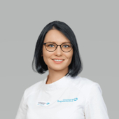 Коновалова Ольга Юрьевна, стоматолог-хирург