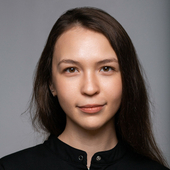 Гатиятова Алина Альбертовна, стоматолог-терапевт