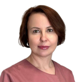 Азовская Екатерина Владимировна, врач-косметолог