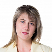 Слугинова Анастасия Игоревна, стоматолог-терапевт