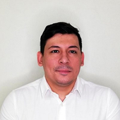 Зайнитов Владислав Юрьевич, инструктор ЛФК