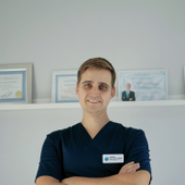 Усиков Никита Александрович, стоматолог-хирург