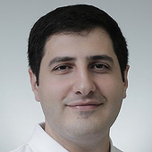 Адиян Гагик Георгиевич, стоматолог-ортопед