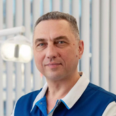 Мягких Олег Владимирович, стоматолог-ортопед