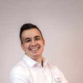 Чернов Александр Сергеевич, стоматолог-ортопед