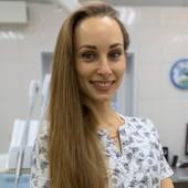 Ольшанская (Горчакова) Яна Игоревна, стоматолог-терапевт