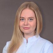 Лобанова Алина Вадимовна, офтальмолог