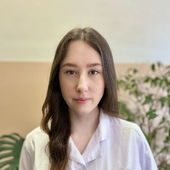 Попова Алина Евгеньевна, массажист
