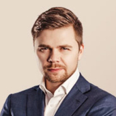 Шмелев Илья Сергеевич, пластический хирург