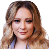 Смолякова Анастасия Александровна, стоматолог-хирург