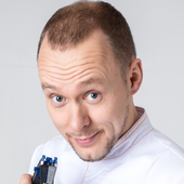 Служаев Иван Иванович, стоматолог-хирург