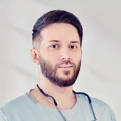 Лурье Максим Кахаевич, стоматолог-хирург