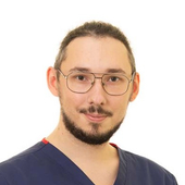 Быченков Арсентий Дмитриевич, стоматолог-хирург