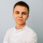 Габдрахманов Айнур Асхатович, стоматолог-хирург