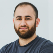 Холлов Камрон Гулмахмадович, стоматолог-хирург