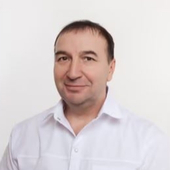 Опарин Сергей Владимирович, стоматолог-терапевт