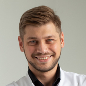Овчинников Андрей Евгеньевич, стоматолог-хирург
