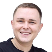 Стульнев Кирилл Олегович, стоматолог-терапевт